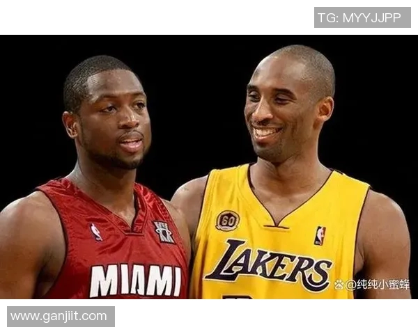 07年韦德与科比经典对决视频回顾展现篮球巅峰对抗的精彩瞬间